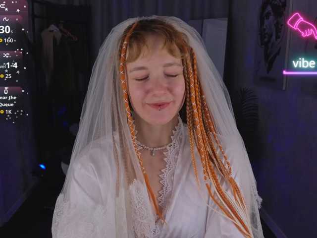 Ricki-Bloom live cam on BongaCams