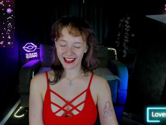 Ricki-Bloom live webcam show