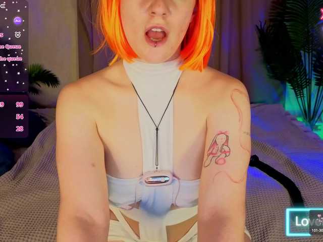 Ricki-Bloom live cam on BongaCams