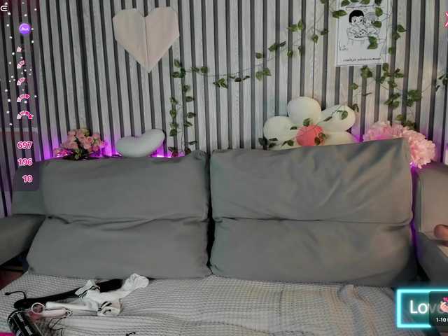 Ricki-Bloom live cam on BongaCams