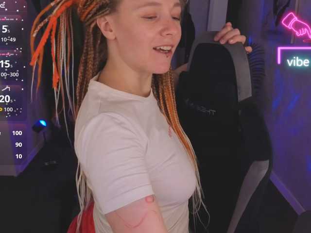 Ricki-Bloom live cam on BongaCams