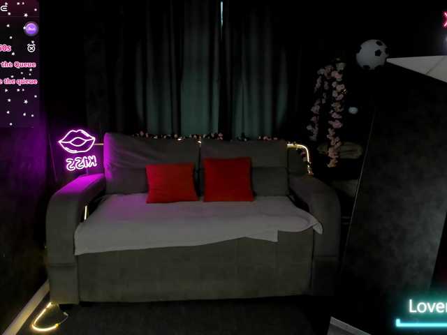 Ricki-Bloom live webcam show