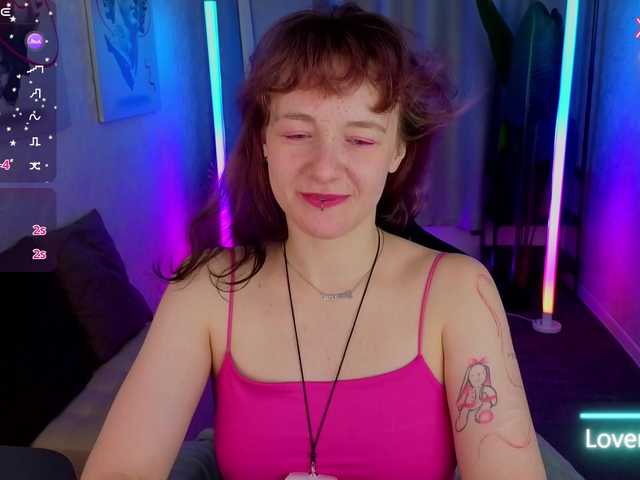 Ricki-Bloom live cam on BongaCams