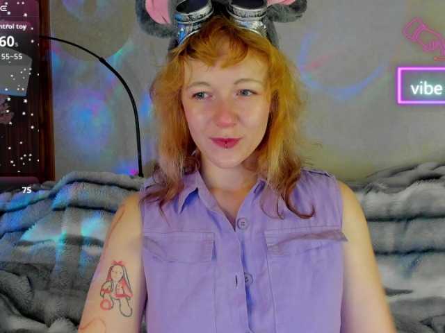Ricki-Bloom live cam preview