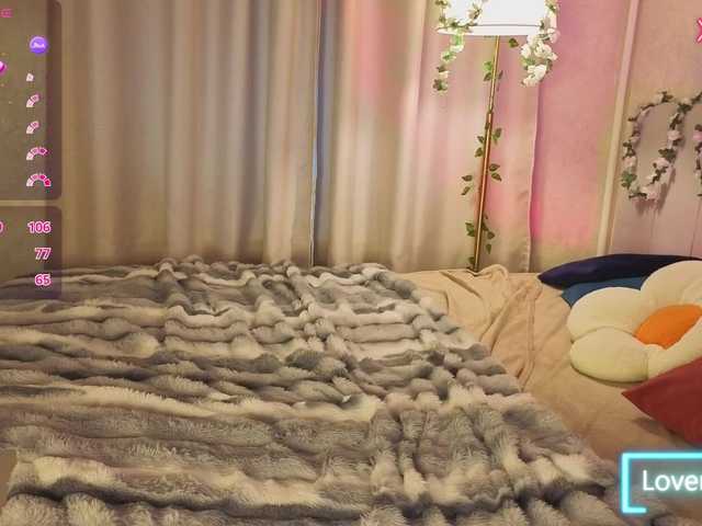 Ricki-Bloom live cam on BongaCams