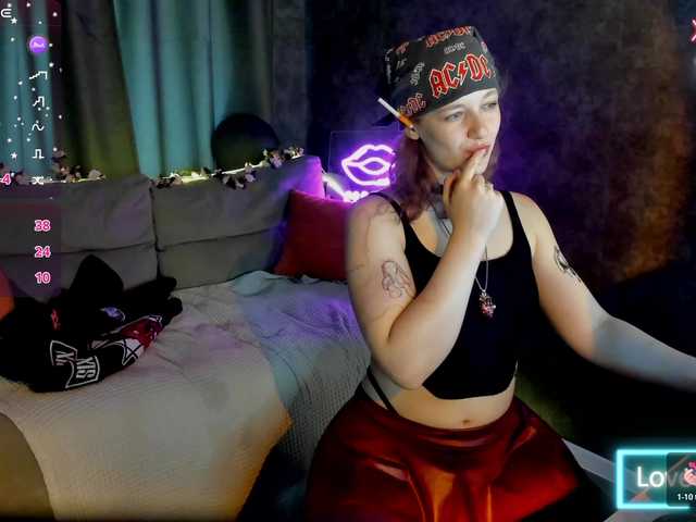 Ricki-Bloom live cam on BongaCams