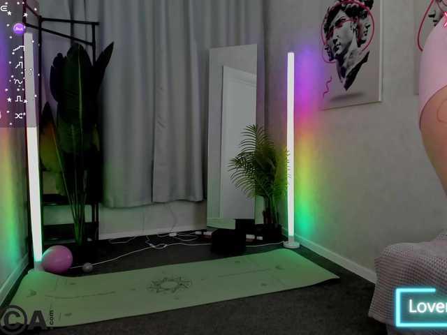 ricki-bloom cam belle