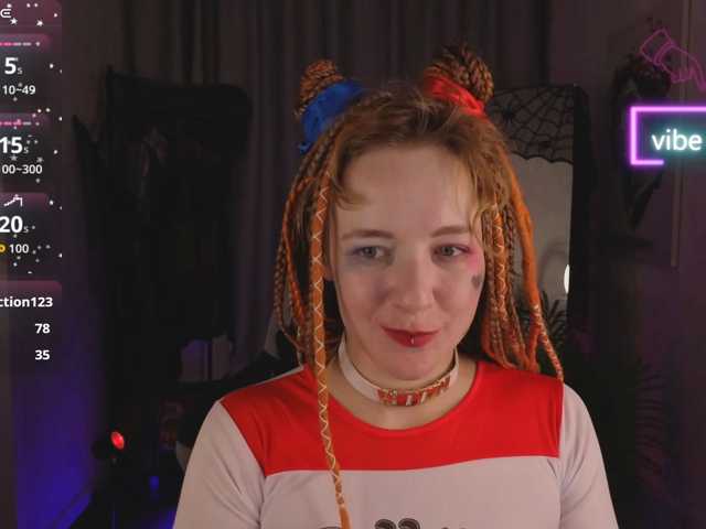 Ricki-Bloom live cam on BongaCams