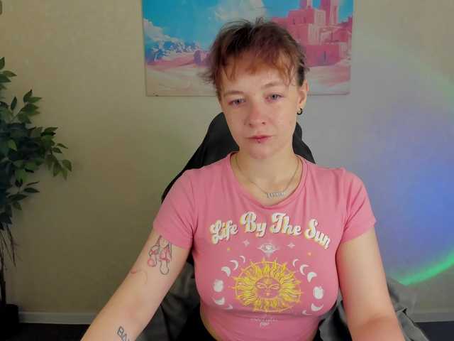 Ricki-Bloom live cam on BongaCams