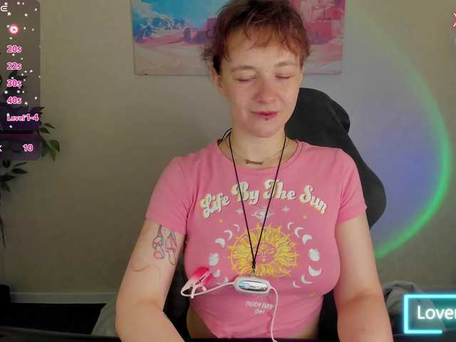 Ricki-Bloom live cam on BongaCams