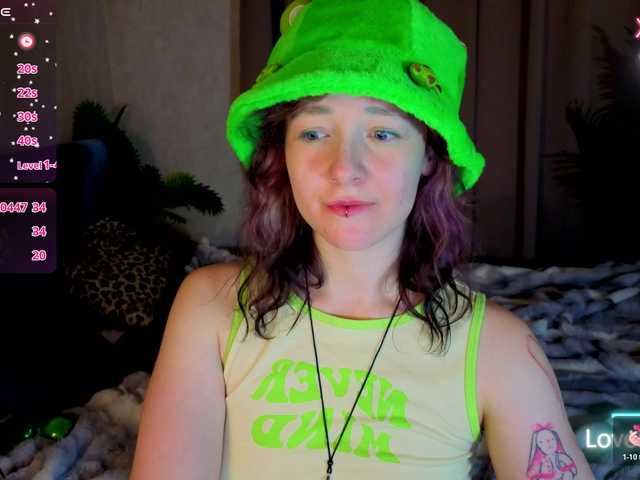 Ricki-Bloom live cam on BongaCams