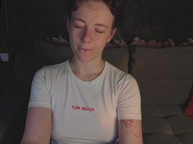 ricki-bloom cam belle