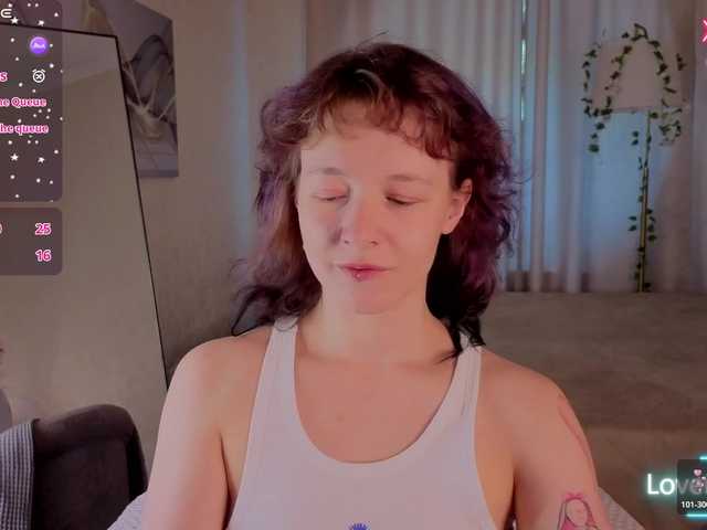 Ricki-Bloom live cam on BongaCams