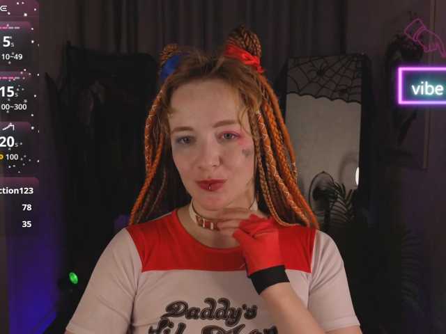 Ricki-Bloom live cam preview