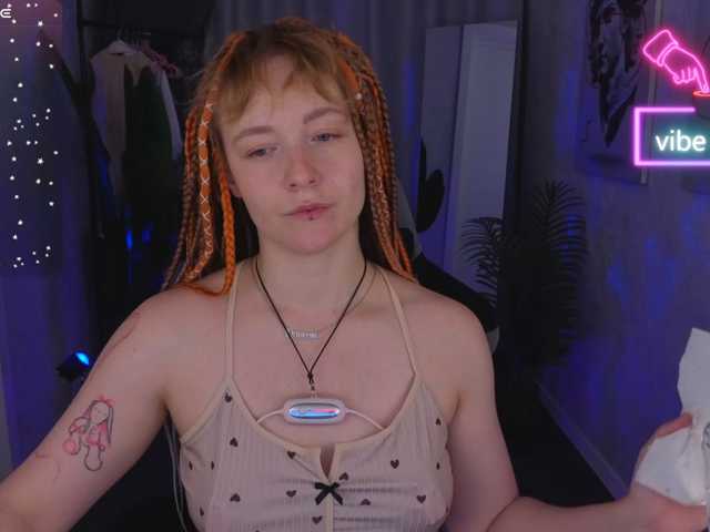 Ricki-Bloom live cam on BongaCams