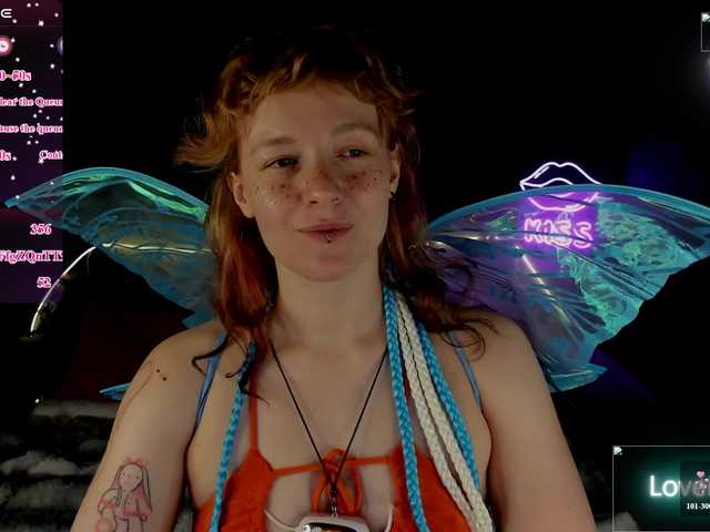 Ricki-Bloom live cam on BongaCams