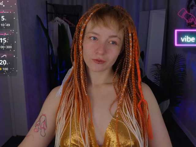Ricki-Bloom live cam on BongaCams