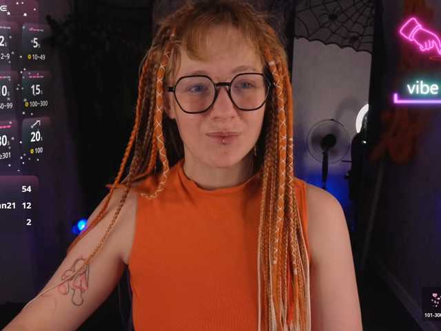 Ricki-Bloom live cam on BongaCams