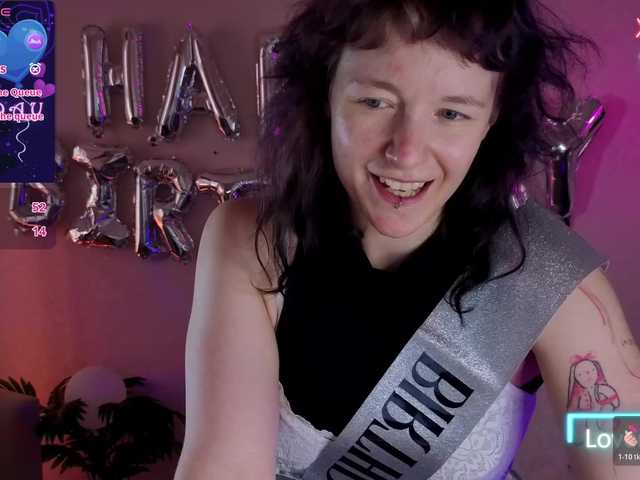 Ricki-Bloom live cam on BongaCams