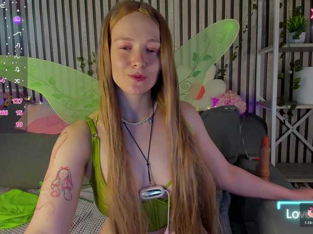 Ricki-Bloom live webcam show