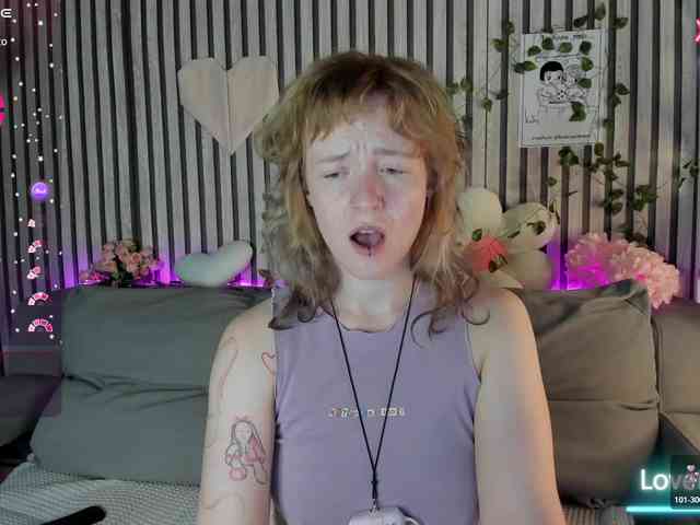Ricki-Bloom webcam