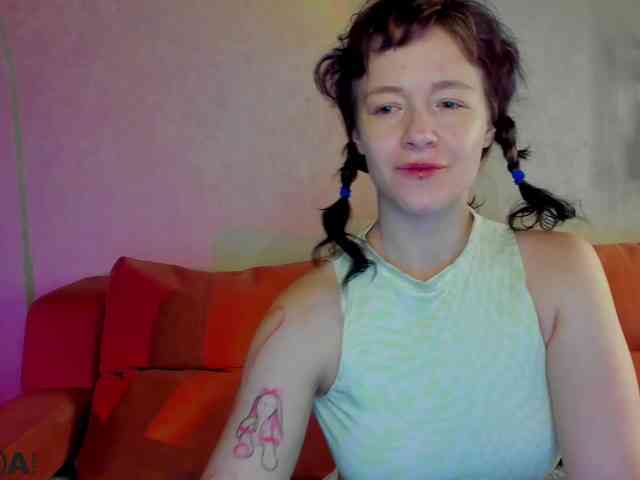 Ricki-Bloom webcam