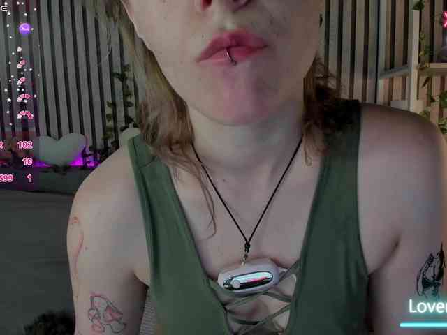 Ricki-Bloom webcam