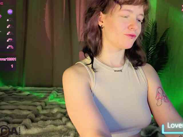 Ricki-Bloom webcam
