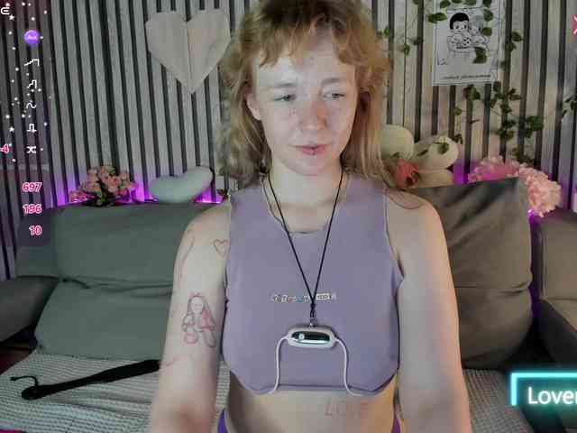 Ricki-Bloom webcam