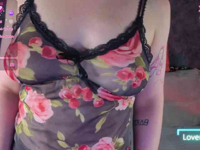 Ricki-Bloom webcam