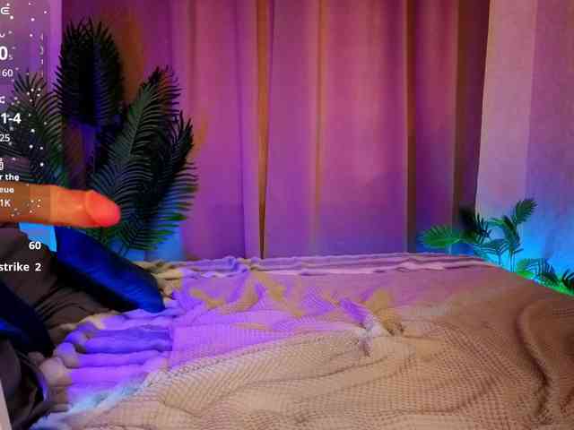 Ricki-Bloom webcam