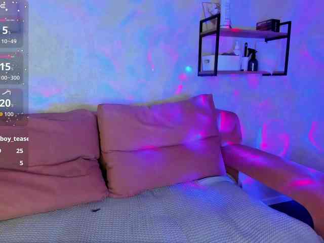 Ricki-Bloom webcam