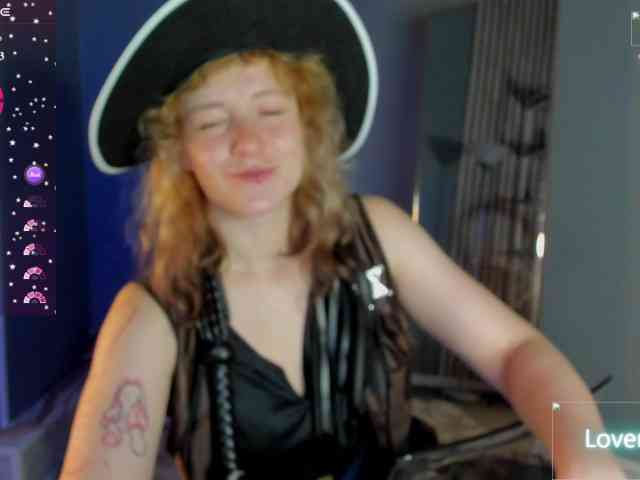 Ricki-Bloom webcam