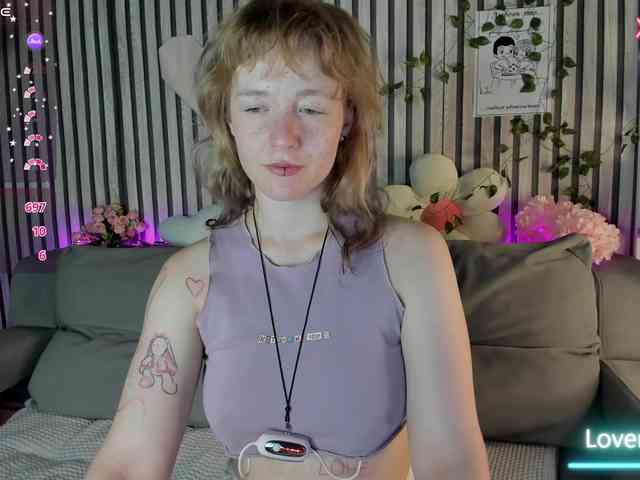 Ricki-Bloom webcam