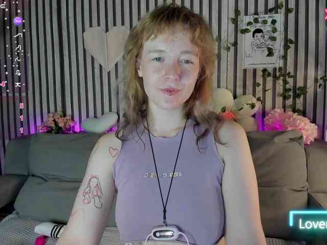 Ricki-Bloom webcam