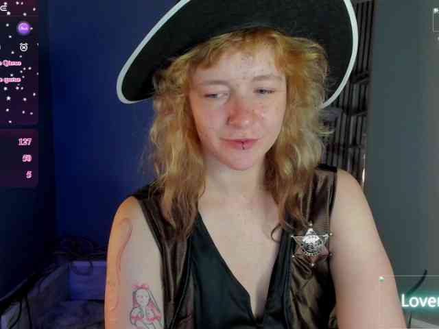 Ricki-Bloom webcam