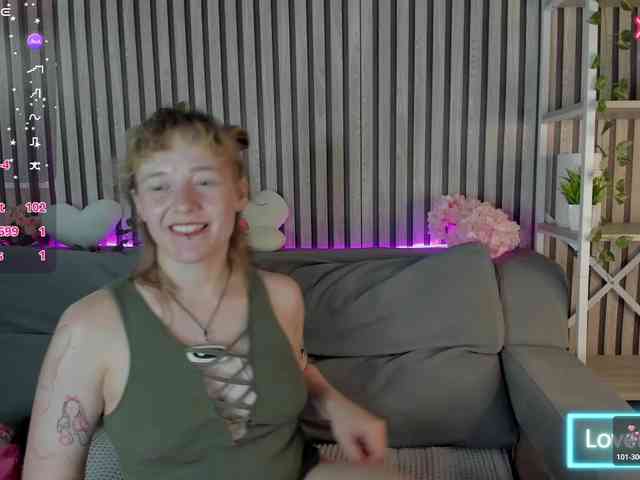 Ricki-Bloom webcam