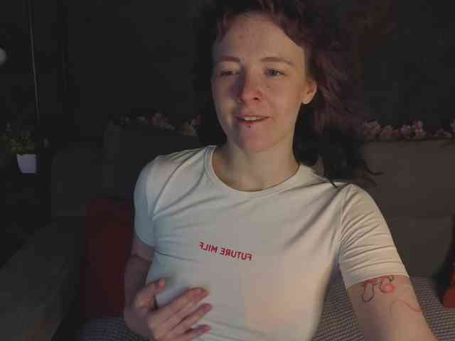 Ricki-Bloom webcam