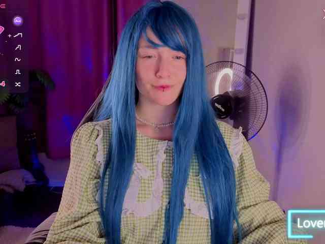 Ricki-Bloom webcam