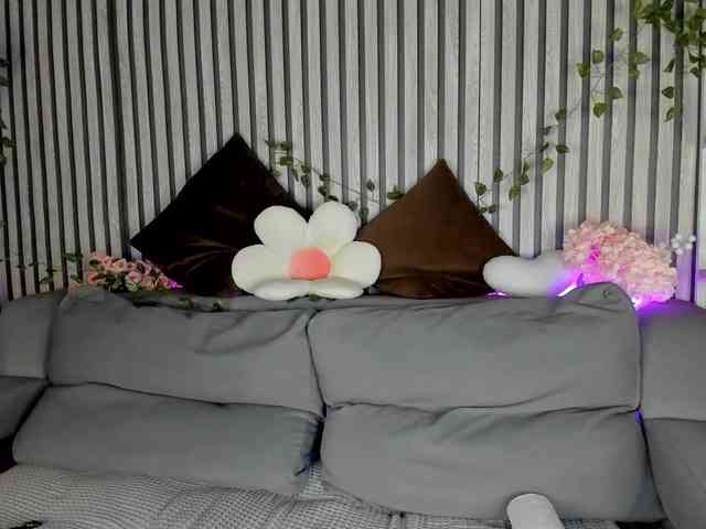 Ricki-Bloom