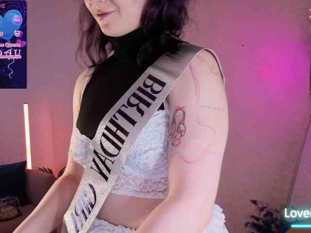 Ricki-Bloom webcam