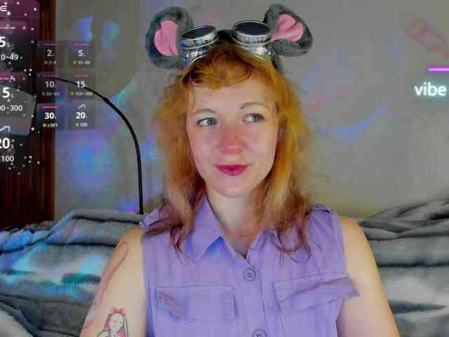 Ricki-Bloom webcam