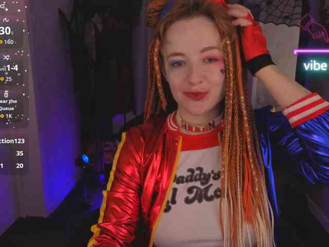 Ricki-Bloom webcam