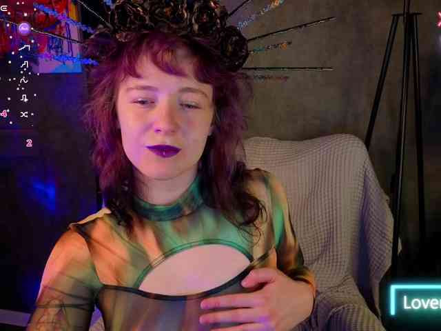 Ricki-Bloom webcam