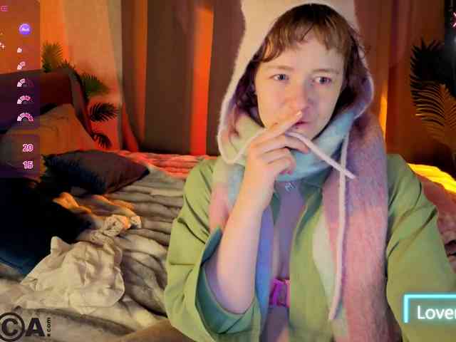 Ricki-Bloom webcam