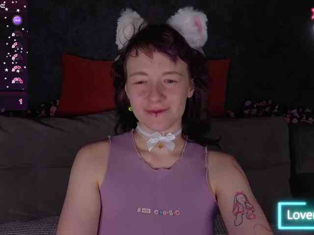 Ricki-Bloom webcam