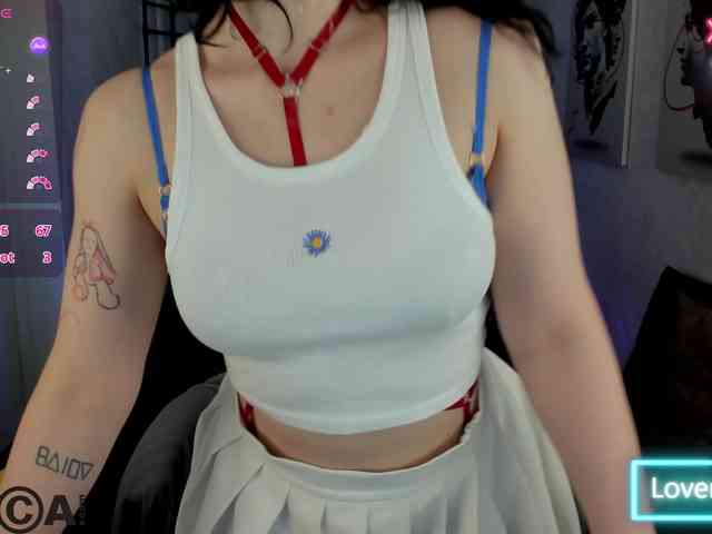 Ricki-Bloom webcam