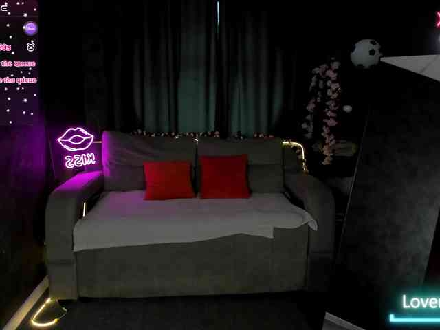 Ricki-Bloom webcam