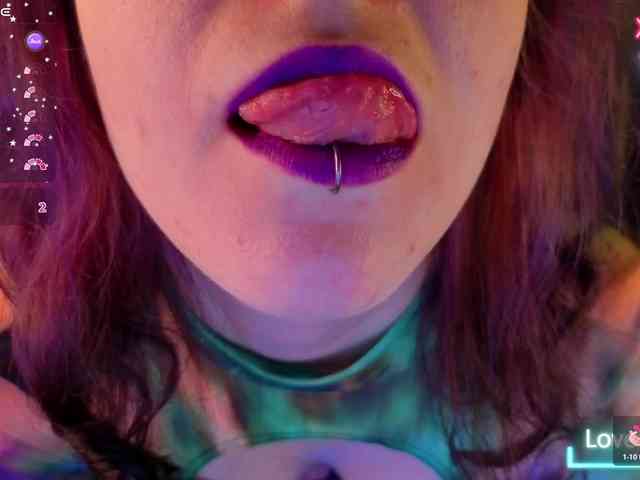 Ricki-Bloom webcam