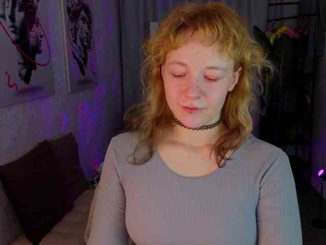 Ricki-Bloom webcam
